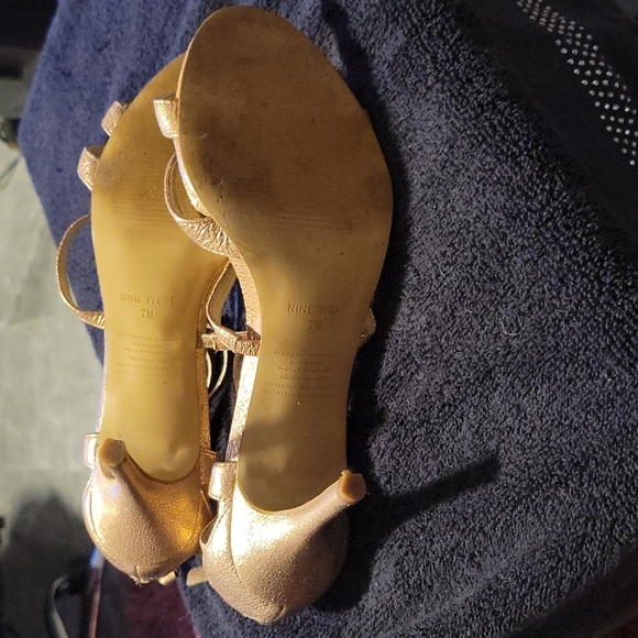 Rose Gold Heels - Picture 4 of 4